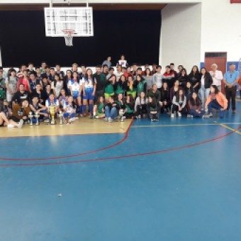 tehuelche noticias: Liceos de Cochrane y Chile Chico jugaron la &ldquo;Copa de la Amistad&rdquo;