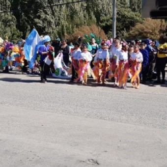 tehuelche noticias: Comunidad Chilechiquense particip&oacute; con gran entusiasmo del Carnaval de la Primavera