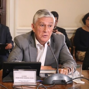 tehuelche noticias: Senador Sandoval respald&oacute; a pescadores artesanales y buzos de la regi&oacute;n quienes rechazaron acuerdo de Zonas Contiguas