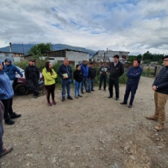 tehuelche noticias: Encargado de Asentamientos Precarios del Minvu Comprometi&oacute; Recursos para Avanzar en Soluci&oacute;n a Campamentos de Puerto Ays&eacute;n y Coyhaique