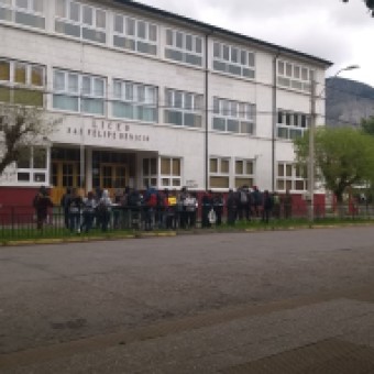 tehuelche noticias: En a&ntilde;o clave para Chile estudiantes inician movilizaciones en contra de la Prueba de Selecci&oacute;n Universitaria