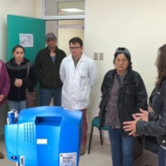 tehuelche noticias: Vecinos de Ma&ntilde;ihuales inician visitan el nuevo Centro Comunitario de Salud Familiar