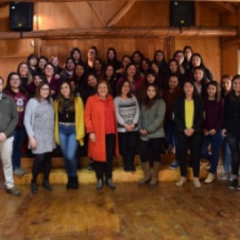 tehuelche noticias: Equipos Educativos se capacitan en Programa &ldquo;Vacaciones en Mi Jard&iacute;n&rdquo; 2020