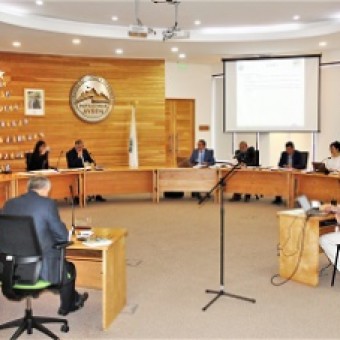 tehuelche noticias: Alcalde Ricardo Ibarra, &ldquo;la propiedad no era del Municipio, era de Bienes Nacionales y se hab&iacute;an realizado inversiones sin regularizar la propiedad&rdquo;.-
