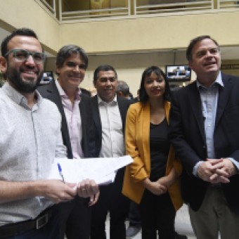 tehuelche noticias: Desde el Frente Amplio a RN: Diputados presentaron proyecto de ley &ldquo;antisaqueos econ&oacute;micos&rdquo;