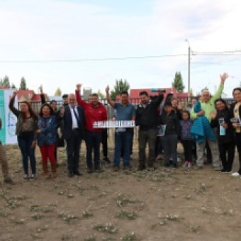 tehuelche noticias: Vecinos/as de Chile Chico conocen detalles de moderno proyecto deportivo