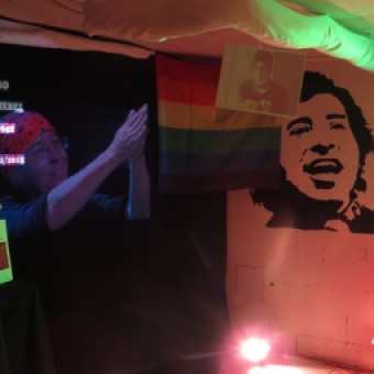 tehuelche noticias: Juventud Comunista Record&oacute; con Acto Art&iacute;stico la figura de Pedro Lemebel a cinco a&ntilde;os de su muerte