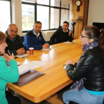 tehuelche noticias: Comprometen asignaci&oacute;n directa para financiar primer campeonato de f&uacute;tbol femenino en el Lago General Carrera