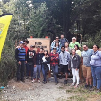 tehuelche noticias: Municipalidad recuper&oacute; espacio en Bertrand y vecinos deciden llamarlo paseo &ldquo;Los Enamorados&rdquo;