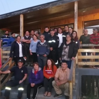 tehuelche noticias: Con apoyo de Bomberos de Chile Chico y Guadal se crea Brigada de Mall&iacute;n Grande