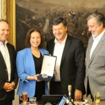 tehuelche noticias: SENADORA ORDENES REITERA AL MOP LA NECESIDAD DE REBAJAR EL COSTO DE LOS SERVICIOS SANITARIOS EN LA REGI&Oacute;N DE AYS&Eacute;N