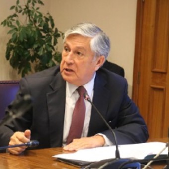 tehuelche noticias: Sandoval y hospital de Cochrane:  &ldquo;La necesidad de contar con esta infraestructura es prioritaria&rdquo;