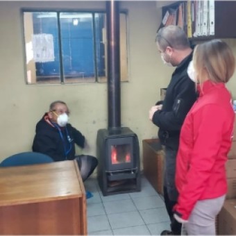 tehuelche noticias: SMA y Seremi del Medio Ambiente  detectaron uso de estufa a le&ntilde;a en empresa de servicios