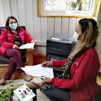 tehuelche noticias: AUTORIDADES REGIONALES DAN A CONOCER NUEVAS HERRAMIENTAS DE APOYO PARA MUJERES