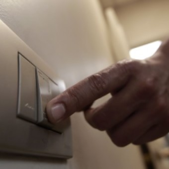 tehuelche noticias: Para apoyar la actividad econ&oacute;mica y el empleo el Ministerio de Energ&iacute;a excluye de manera excepcional la medici&oacute;n de &ldquo;horas de punta&rdquo; durante el mes de mayo en Ays&eacute;n