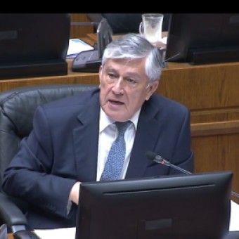 tehuelche noticias: Sandoval valora limitar reelecci&oacute;n de autoridades pero ahora pide enfocarse en llamado de Presidente Pi&ntilde;era para construir acuerdo que atienda problemas sociales por pandemia