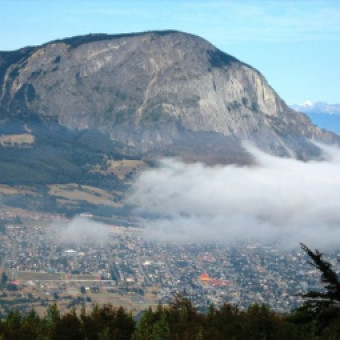 tehuelche noticias: Campamentos en Coyhaique: El rostro m&aacute;s olvidado de la Pandemia Social (I Parte)