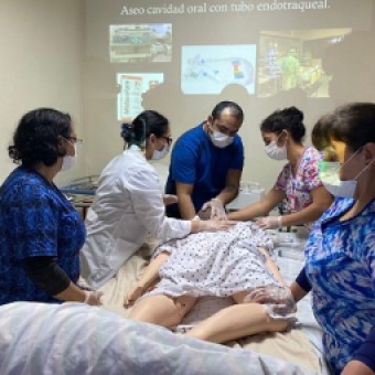 tehuelche noticias: 40 T&eacute;cnicos Param&eacute;dicos del Hospital de Puerto Ays&eacute;n se  capacitan en t&eacute;cnicas de manejo para pacientes COVID