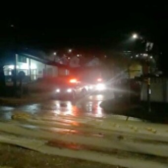 tehuelche noticias: Carabineros control&oacute; a cinco sujetos durante toque de queda en Coyhaique encontrando en su poder &eacute;xtasis y marihuana