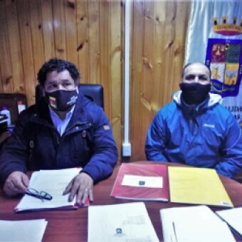 tehuelche noticias: Omar Vera P&eacute;rez asume como nuevo Concejal de la comuna de Guaitecas
