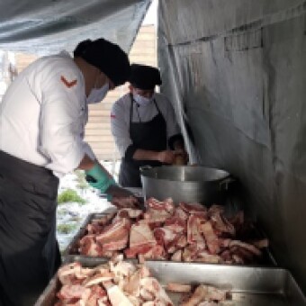 tehuelche noticias: Ej&eacute;rcito realiza  &ldquo;Rancho Solidario&rdquo; en Coyhaique