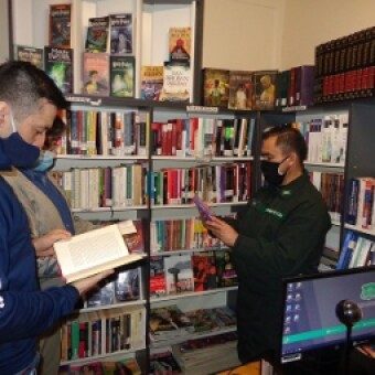 tehuelche noticias: INTERNOS DEL CCP DE COYHAIQUE PASAN ENCIERRO DURANTE LA PANDEMIA LEYENDO