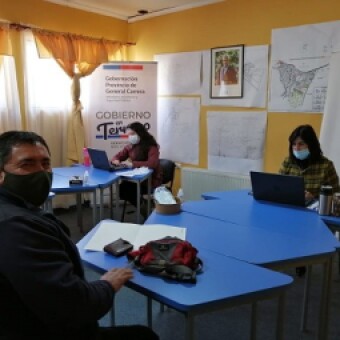 tehuelche noticias: Gobernaci&oacute;n de General Carrera Inaugura oficina para ayuda en postulaciones a beneficios