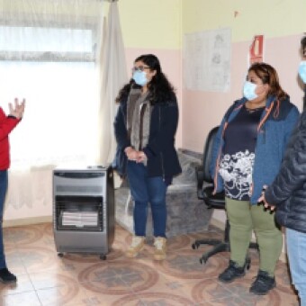 tehuelche noticias: Intendenta conmemor&oacute; D&iacute;a de la Solidaridad con dirigentes de Coyhaique