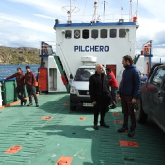 tehuelche noticias: Barcaza Pilchero contar&aacute; con nuevos motores tras gestiones de Gobernaci&oacute;n de General Carrera y financiamiento de Gobierno Regional