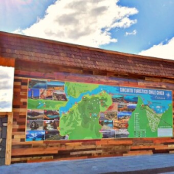 tehuelche noticias: En pleno centro de la ciudad: Municipio de Chile Chico inaugur&oacute; panel de informaci&oacute;n tur&iacute;stica
