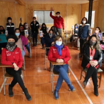 tehuelche noticias: &ldquo;RUTA DIGITAL&rdquo; DE PRODEMU ENTREGA KITS DE CONECTIVIDAD Y CAPACITACI&Oacute;N EN COCHRANE