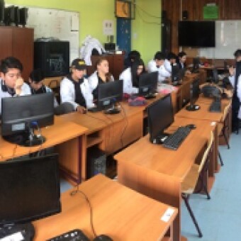 tehuelche noticias: Estudiantes del liceo Rep&uacute;blica Argentina de Coyhaique contar&aacute;n con modernos equipos para capacitarse en el uso de la fibra &oacute;ptica