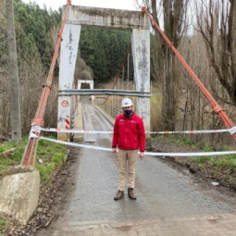 tehuelche noticias: Minvu Cierra Puente Piedra del Indio por Precauci&oacute;n
