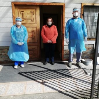tehuelche noticias: Iniciativa entre el Cesfam y la C&aacute;mara de Comercio de Ays&eacute;n permiti&oacute; realizar PCR a trabajadores/as del rubro