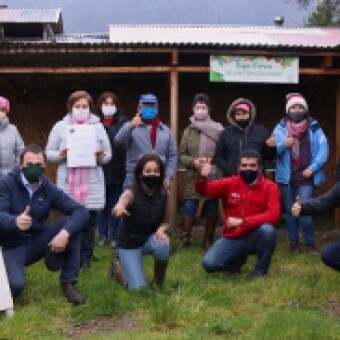 tehuelche noticias: Bienes Nacionales otorga concesi&oacute;n gratuita al Comit&eacute; Hortofrut&iacute;cola  de Ays&eacute;n