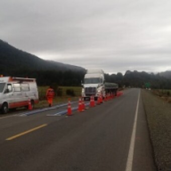 tehuelche noticias: VIALIDAD INSTALA PLAZA DE PESAJE M&Oacute;VIL EN EL EXTREMO NORTE DE LA REGI&Oacute;N DE AYS&Eacute;N