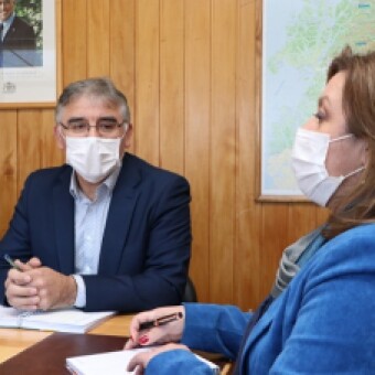 tehuelche noticias: Intendenta prioriza cartera de proyectos para Cochrane, Puerto R&iacute;o Tranquilo y Villa Cerro Castillo