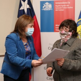 tehuelche noticias: Completan entrega del Fondo Social Presidente de La Rep&uacute;blica