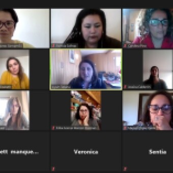 tehuelche noticias: Mujeres del &Aacute;rea Mujer y Trabajo de SernamEG comparten experiencias en Encuentro Regional