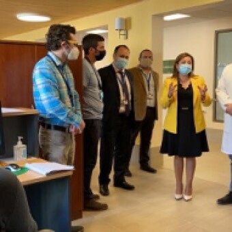 tehuelche noticias: Autoridades supervisan funcionamiento de la Unidad de Testeo Trazabilidad y Aislamiento