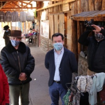 tehuelche noticias: EN EL D&Iacute;A NACIONAL DE ARTESANO MOP DESTACA LICITACI&Oacute;N DE DISE&Ntilde;O PARA CONSTRUIR NUEVO CENTRO ARTESANAL EN COYHAIQUE