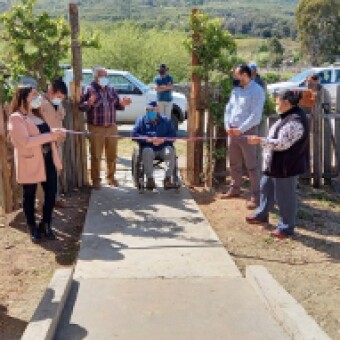 tehuelche noticias: Proyecto Municipal financiado por Minvu entrega nueva y c&oacute;moda vivienda a poblador de Guadal
