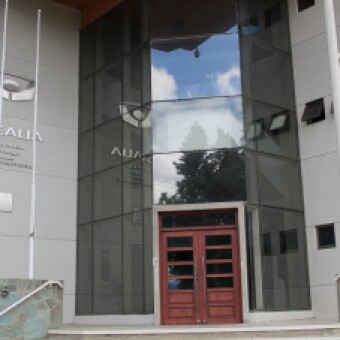 tehuelche noticias: Fiscal&iacute;a solicit&oacute; 90 d&iacute;as de plazo para investigar robo ocurrido en el centro de Coyhaique y donde result&oacute; herido un funcionario de la PDI