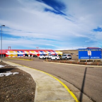 tehuelche noticias: MOP PONE EN MARCHA APERTURA DE OFERTAS T&Eacute;CNICAS PARA CONSTRUIR UN NUEVO AEROPUERTO CONCESIONADO EN BALMACEDA