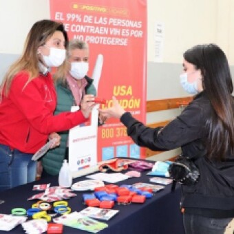 tehuelche noticias: Seremi de Salud refuerza campa&ntilde;a preventiva de VIH &ldquo;#EsPositivoCuidarse&rdquo;