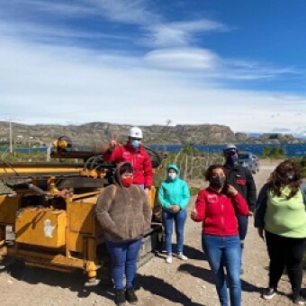 tehuelche noticias: Minvu realiza Sondajes en Terrenos donde se Proyecta Soluci&oacute;n Habitacional para un Centenar de Familias de Chile Chico