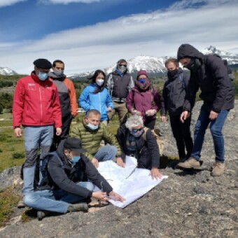 tehuelche noticias: Trabajo conjunto entre Minvu y el municipio busca concretar nuevo poblado en Candelario Mansilla