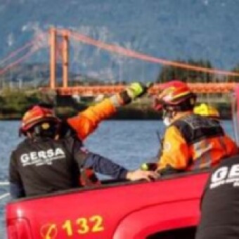 tehuelche noticias: CORE APRUEBA $220 MILLONES PARA EQUIPAMIENTO GRUPO DE RESCATE SUBACU&Aacute;TICO DE BOMBEROS