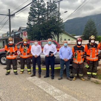 tehuelche noticias: Oficiales y Bomberos del Grupo Especializado en Rescate Subacu&aacute;tico valoran aprobaci&oacute;n del Core que los implementar&aacute; en beneficio de la comunidad