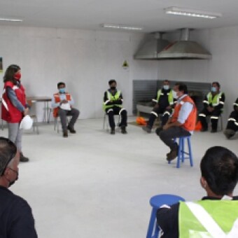 tehuelche noticias: C&aacute;mara de la Construcci&oacute;n aborda con trabajadores aprendizajes y desaf&iacute;os en tiempos de pandemia